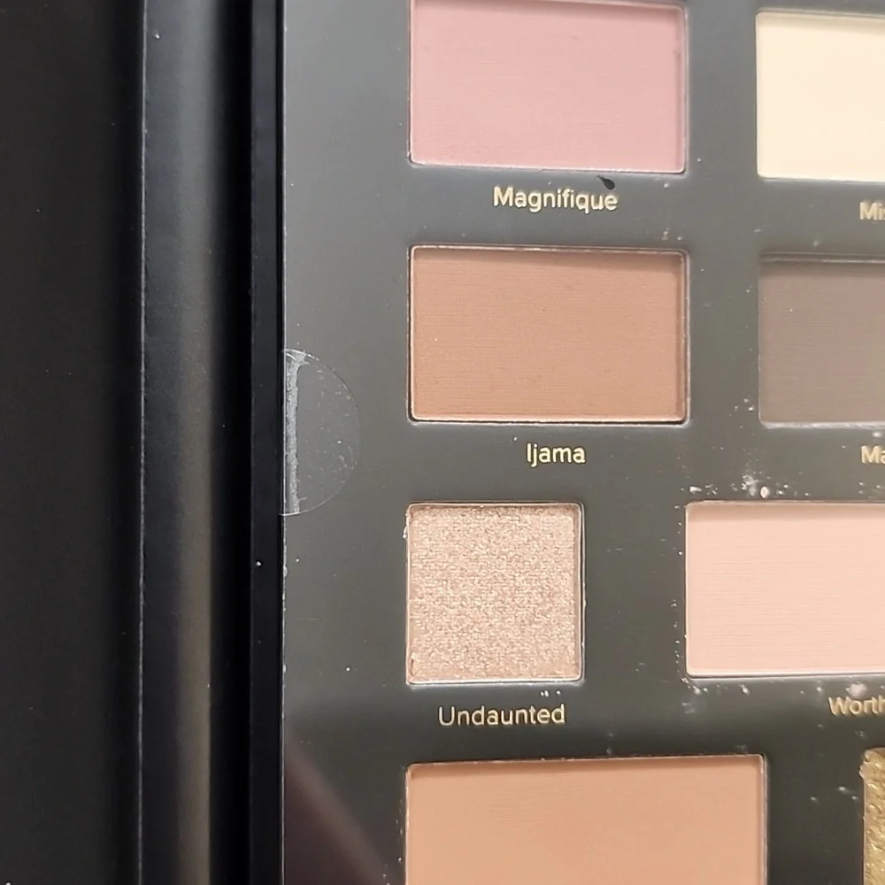 New Mischo Beauty Eyeshadow Palette Limited‎ Edition
